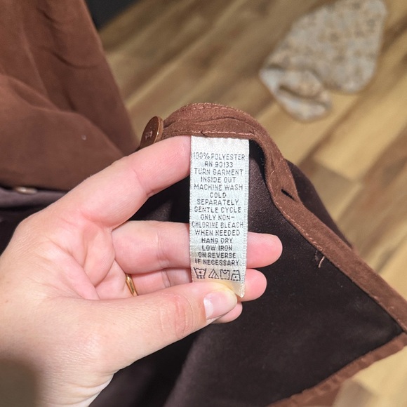 Joan Rivers Rich Brown Suede Jacket - Picture 4 of 4